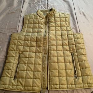 Men’s vest.
